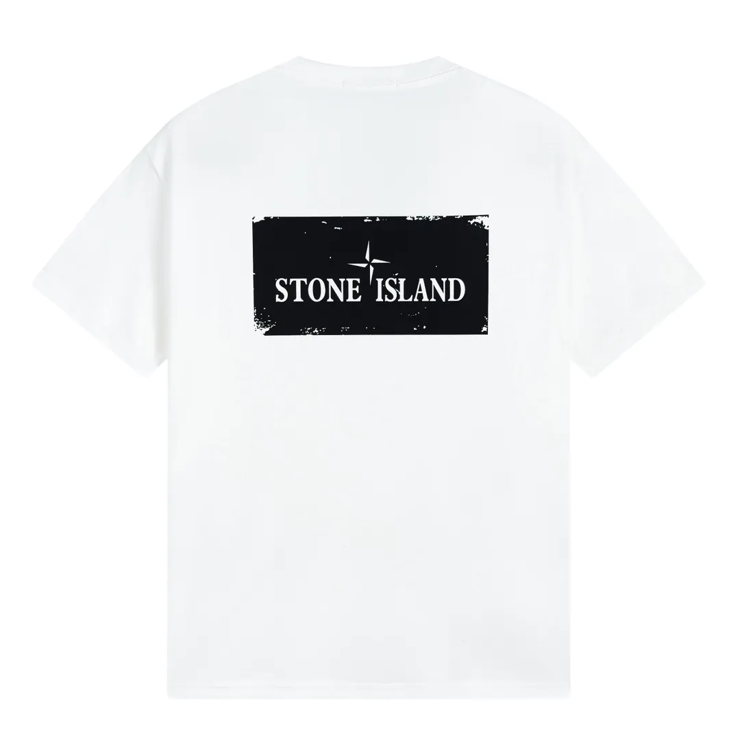 W612#P110💰 [Stone lsland/Stone Island summer new front and back printed short-sleeved T-shirt] ⚠️[Original creation, high control of details] Made of 260 grams of combed cotton, 32-count double yarn - Simple basic versatile style, original quality, the first choice for couples. - Made in a large factory, four needles and five threads on the shoulder, neat alignment, high quality workmanship. - Same style for men and women, very versatile, one piece for each hand, details are clearly visible. Color: black White Size: M L
